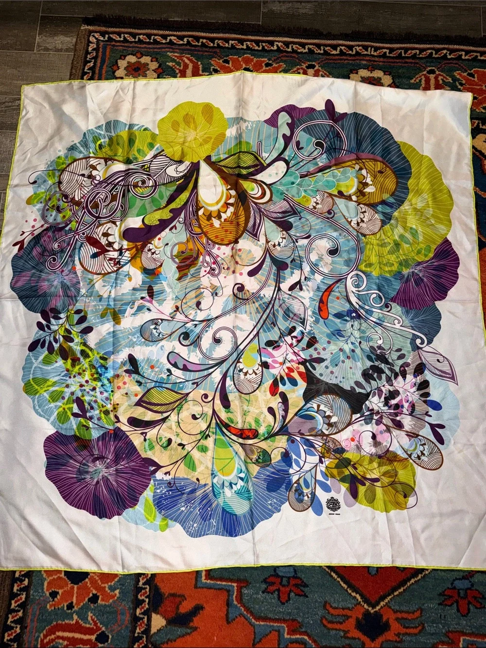 Jessie Zhao New York 100% Mulberry Silk Floral Square Scarf~ 36